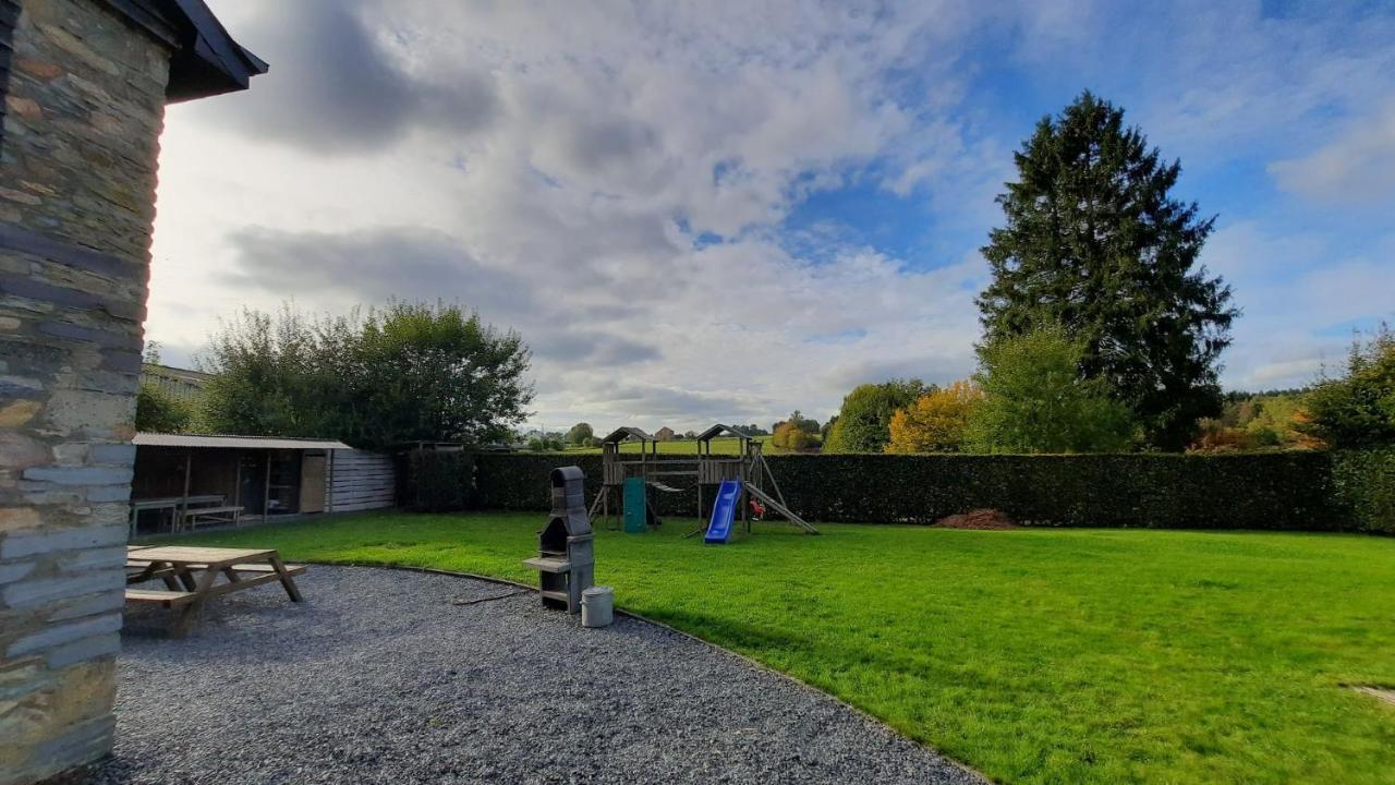 Villa Les 12 Bois Du Cerf Tailles Exterior foto